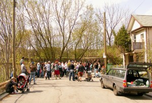 Discussing community resiliency and social networks